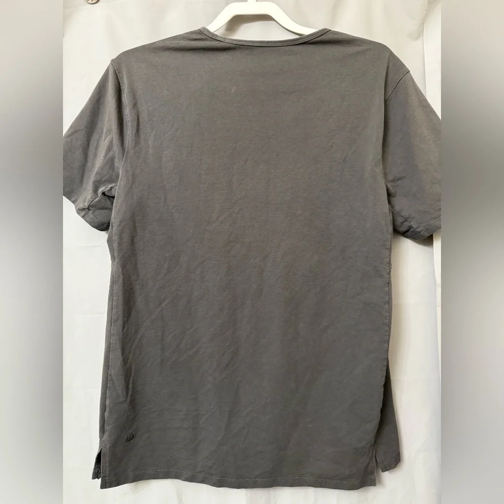Lululemon Chest Pocket Relaxed Fit Tee Size M